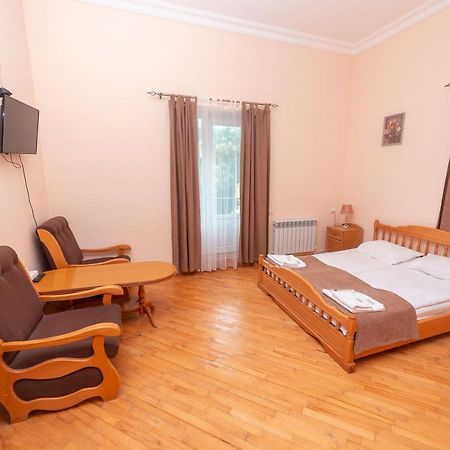 Popock Dilijan 2 Bed & Breakfast Bagian luar foto