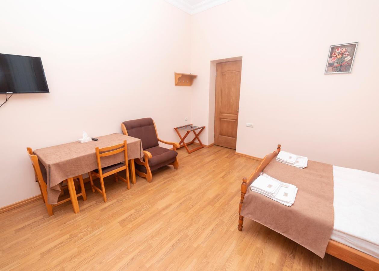 Popock Dilijan 2 Bed & Breakfast Bagian luar foto
