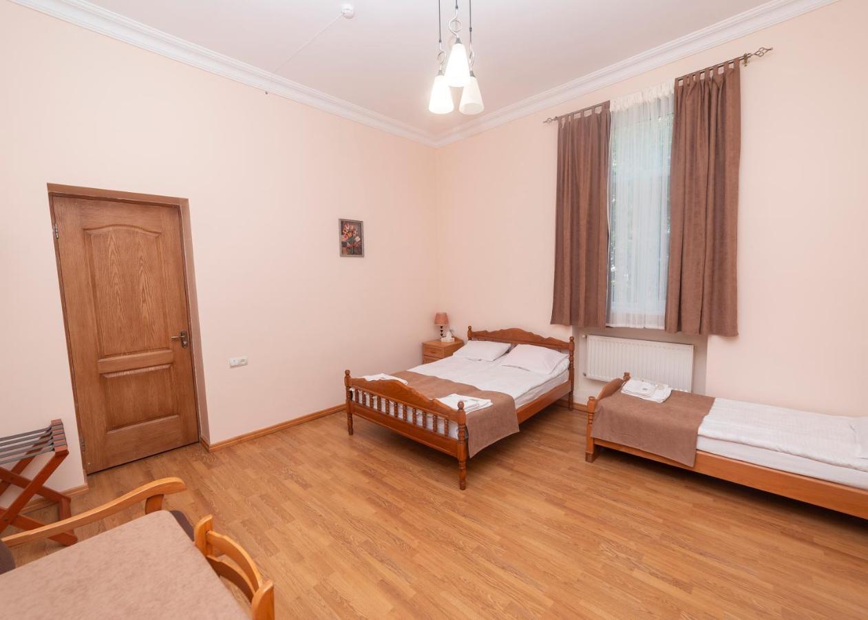 Popock Dilijan 2 Bed & Breakfast Bagian luar foto