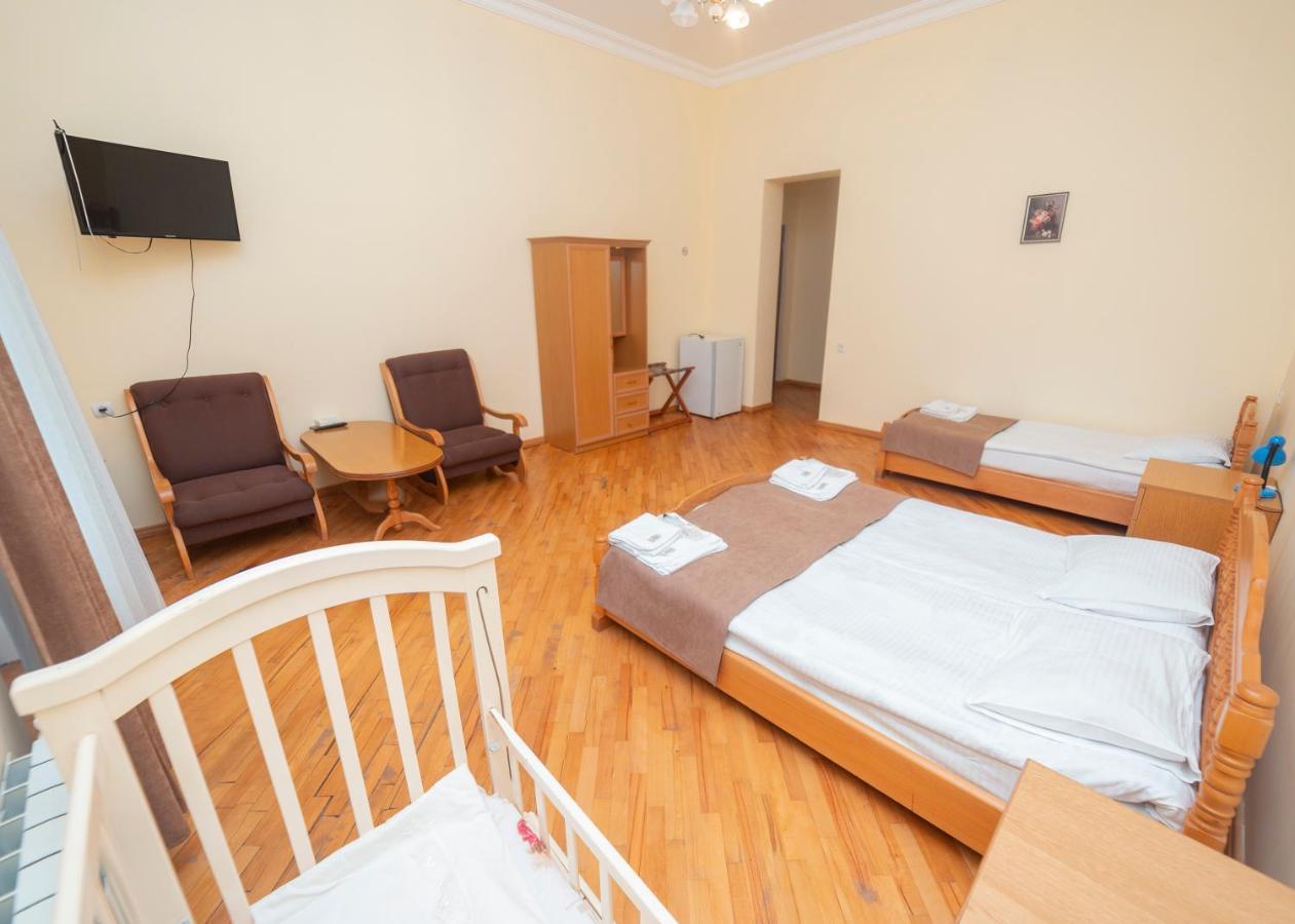 Popock Dilijan 2 Bed & Breakfast Bagian luar foto