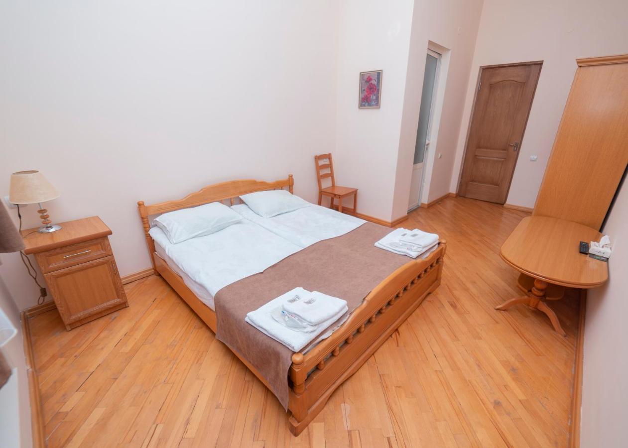 Popock Dilijan 2 Bed & Breakfast Bagian luar foto