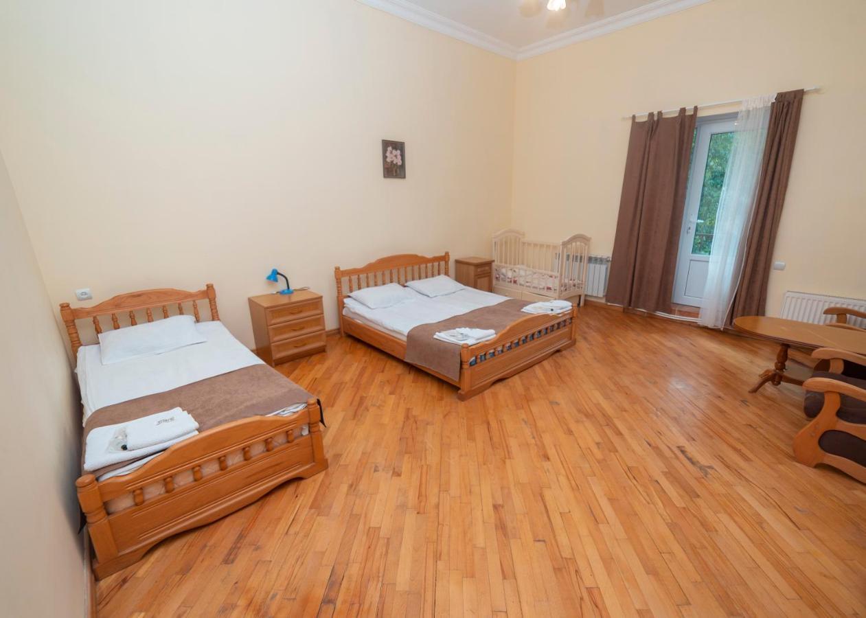 Popock Dilijan 2 Bed & Breakfast Bagian luar foto