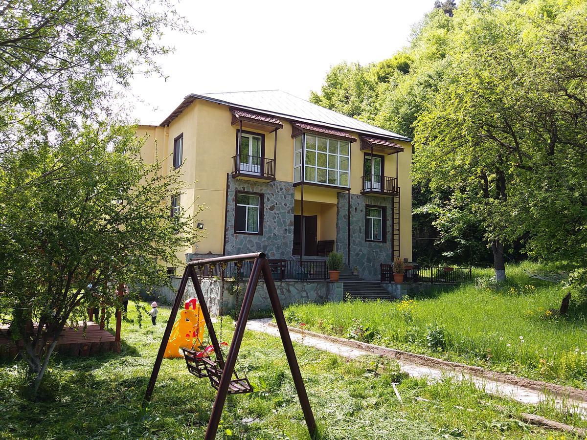 Popock Dilijan 2 Bed & Breakfast Bagian luar foto